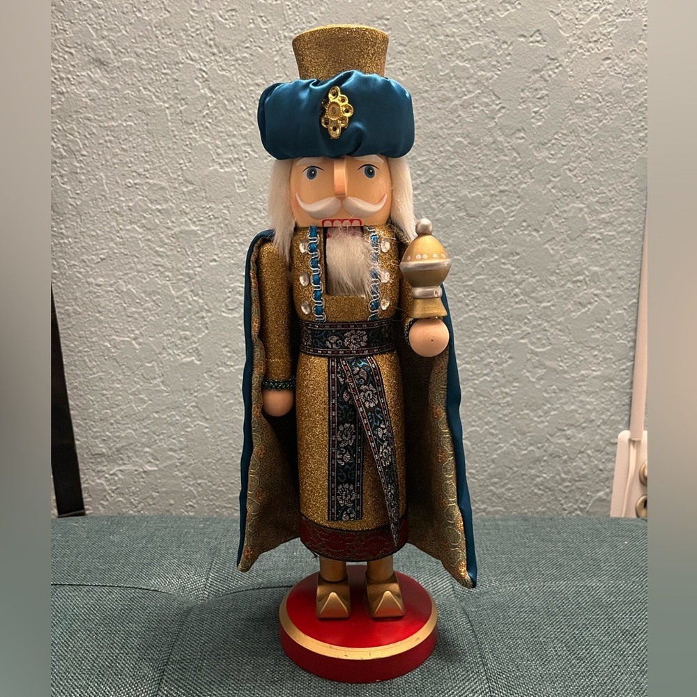 14 Inch Wise Man / Three Wisemen Nativity / Arabian King Nutcracker